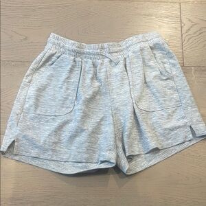Old Navy Women's Light Gray Athletic Shorts